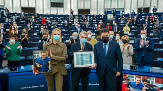 Дарья Навальная получила премию Сахарова за отца