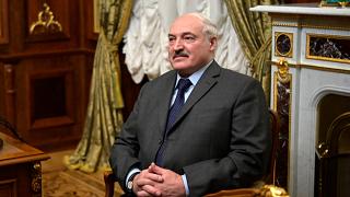 Лукашенко призывает казахов стать на колени