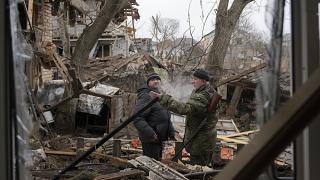Интенсивные обстрелы, военные потери и погибшие дети на Украине