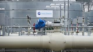 "Газпром" сократит поставки в Европу почти вдвое